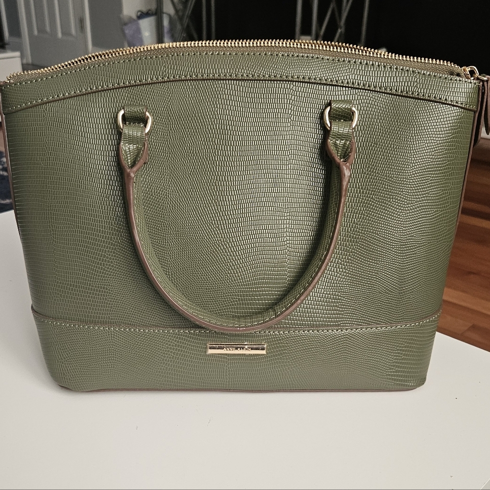 Anne Klein Dome Satchel Handbag & Wallet - Set - Picture 3 of 16